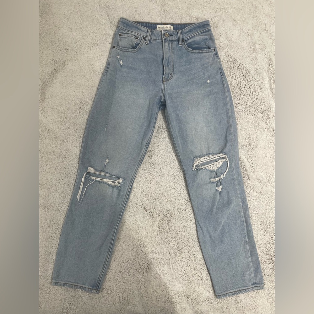 Abercrombie & Fitch the Mom High Rise Curve Love sz 2r/26 jeans